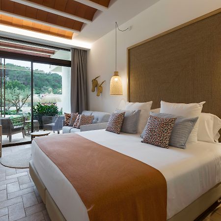 Cala San Miguel Ibiza Resort, Adults Only, Curio Collection By Hilton Port de Sant Miguel Luaran gambar Deluxe Room