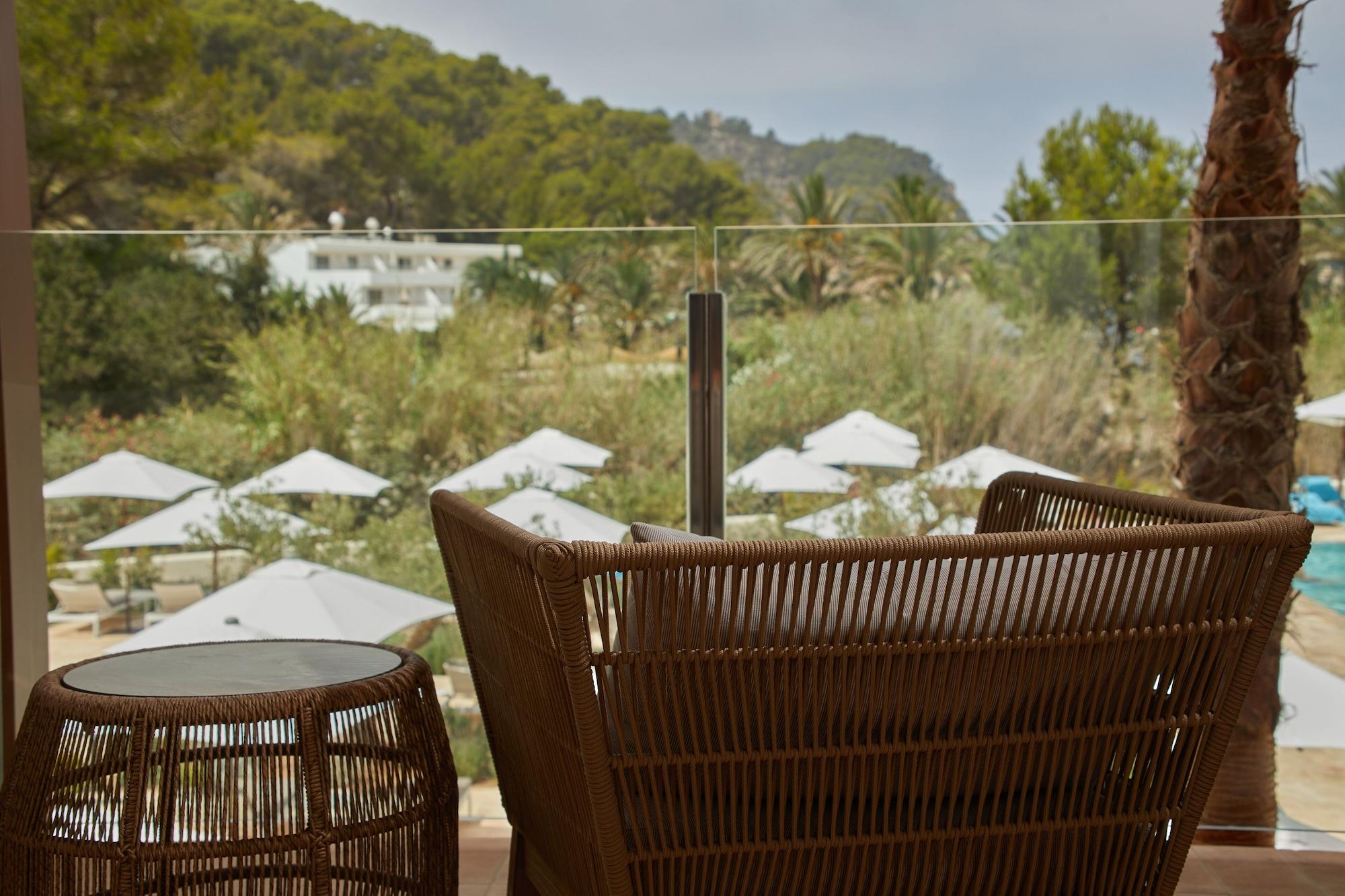 Cala San Miguel Ibiza Resort, Adults Only, Curio Collection By Hilton Port de Sant Miguel Luaran gambar View from the hotel